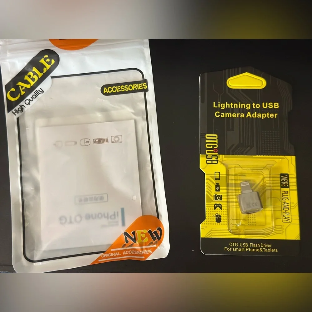 NIB Lightning to USB Camera Adapter / Memory Card Transfer Device | NWT 🏷️